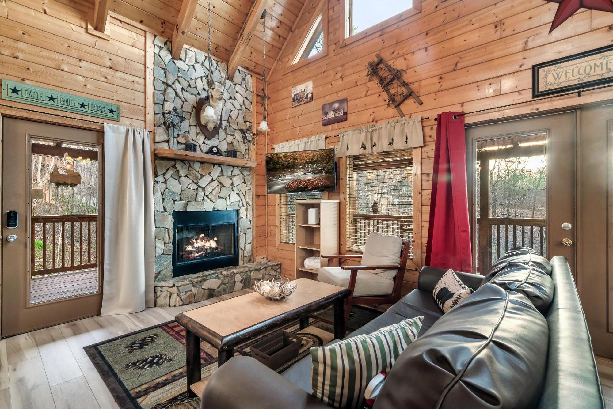 Private! Hot Tub, Views, & Games Villa Sevierville Exterior photo