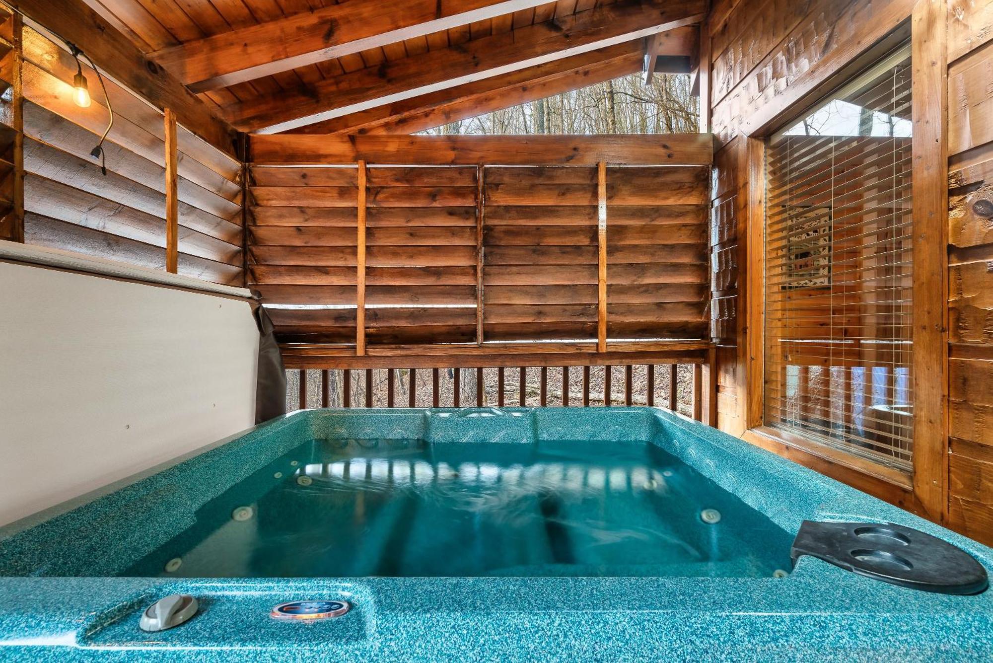 Private! Hot Tub, Views, & Games Villa Sevierville Exterior photo