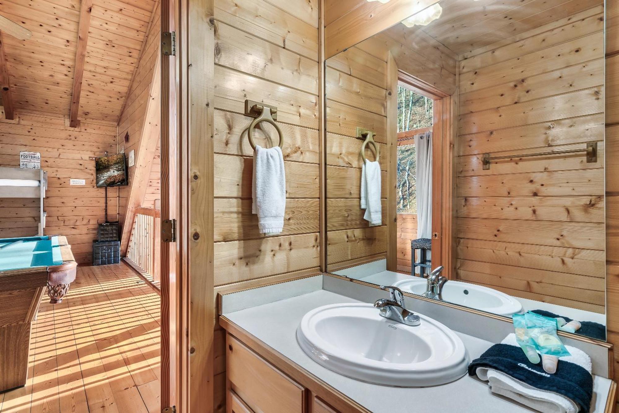 Private! Hot Tub, Views, & Games Villa Sevierville Exterior photo